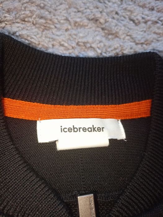 Бомпер  Icebreaker.  В  розмірі S