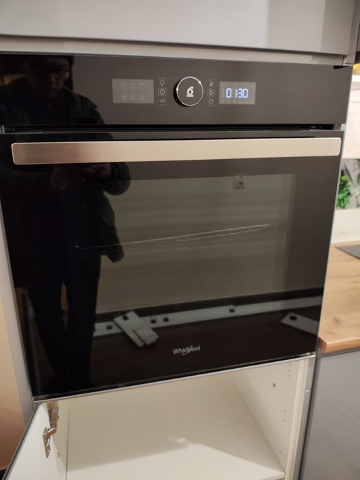 Piekarnik Whirpool do zabudowy