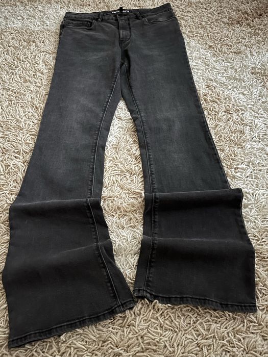 Джинсы Bootcut