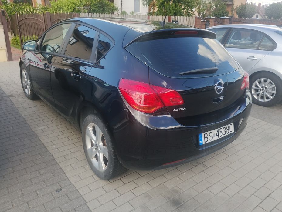 Sprzedam auto opel astra 4