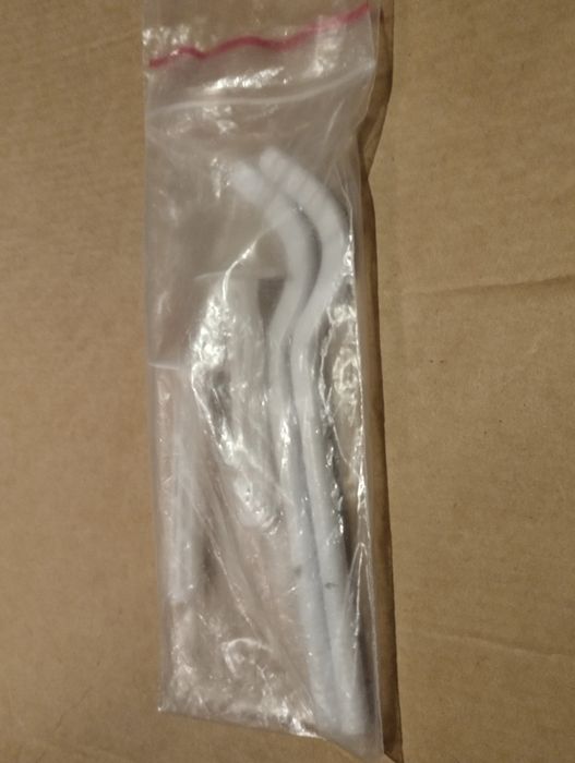 Продам крепеж для батареи отопления