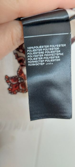 Lenço Senhora 1,30x1,30mt com etiqueta NOVO