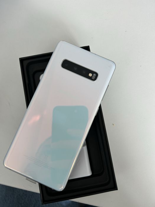 Samsung Galaxy s10+ 128GB