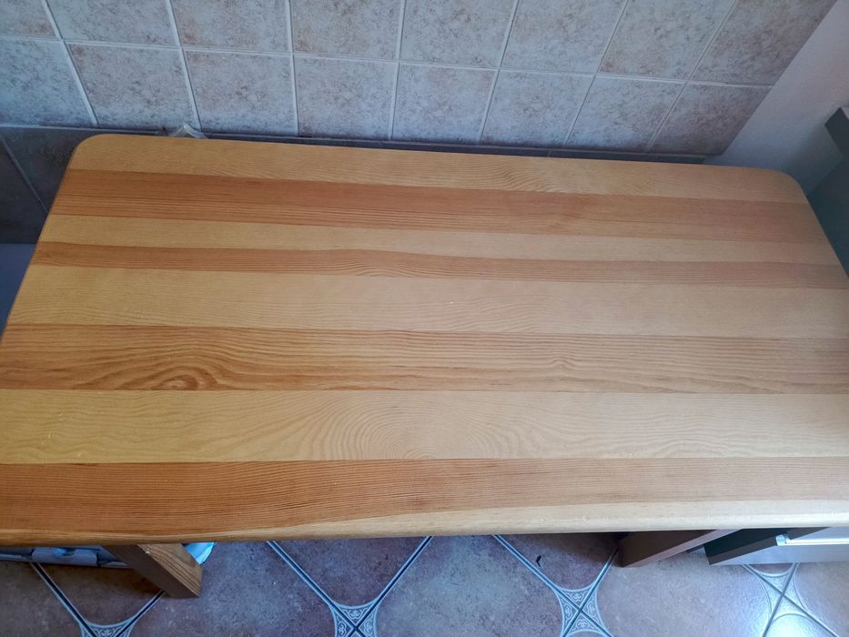 Stół+2 krzesla-zestaw.