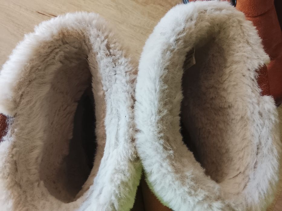 Botinhas semi nova usada