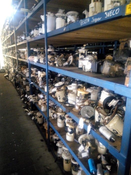 Бензонасос пежо 106 205 206 306 309 405 406 605 806 партнер експерт