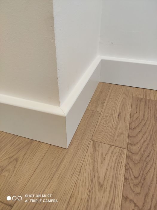 Montaż drzwi, regulacja drzwi, okien,ślusarz