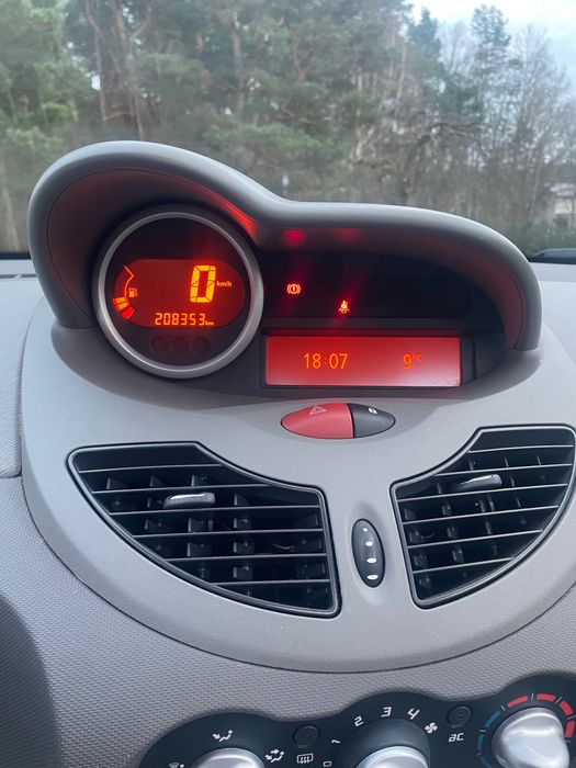 Renault Twingo 1.2 75 KM | 2012 | Otwierany dach | Bezwypadkowy