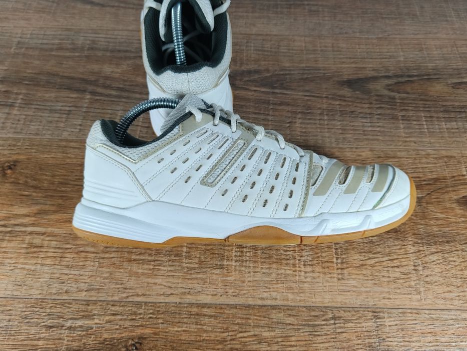 Кросівки Adidas Essence