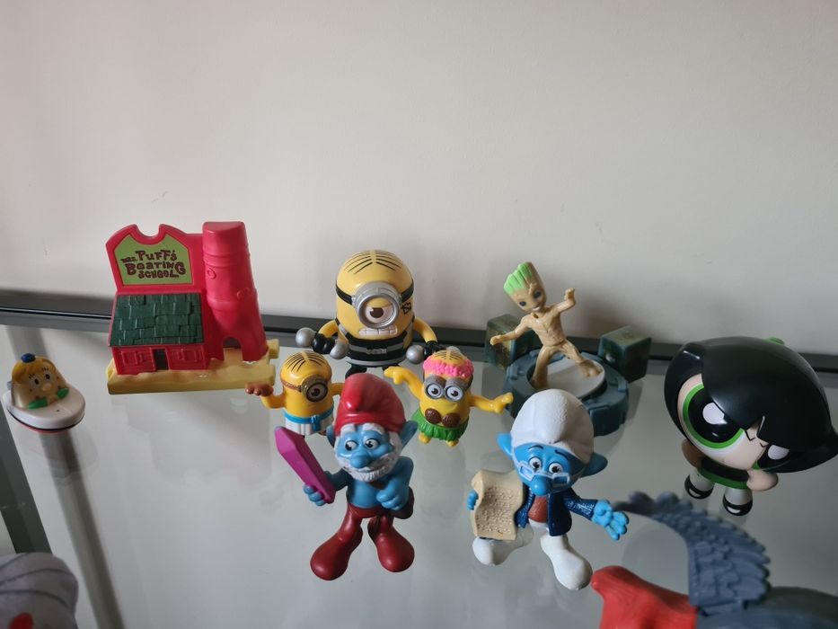 Collectible Figures - Various434198802198712321