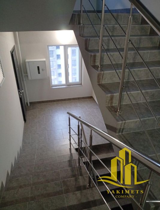 Продаж 1-кім. квартири+комори у ЖК Resident Hall по вул.Роксоляни 153