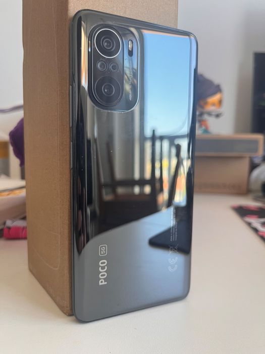 Negociável Xiaomi Poco F3 | 8Gb RAM | 256GB armazenamento PRETO