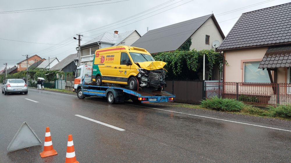 Евакуатор. Перевезення спецтехніки