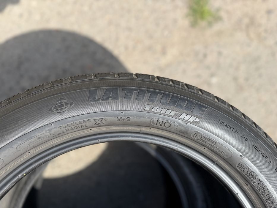 Пара резины 255-50-19 MICHELIN