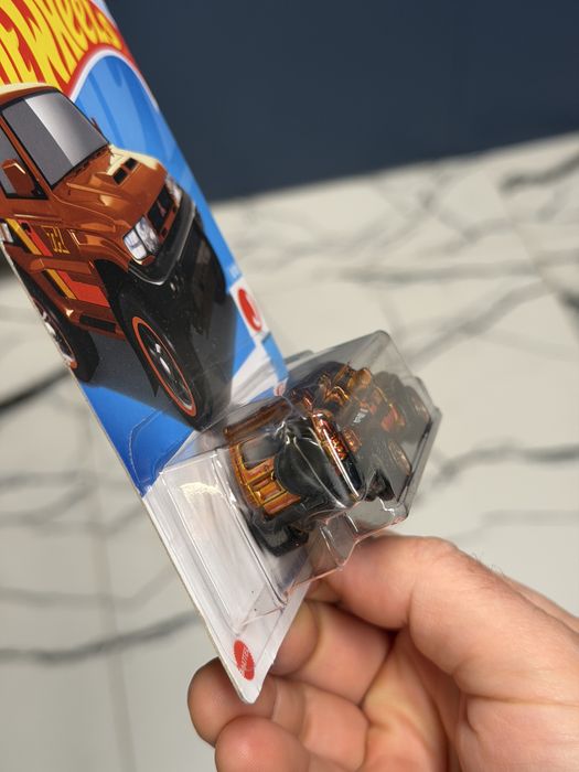 Hot Wheels STH Mitsubishi Pajero Evolution EVO super treasure hunt
