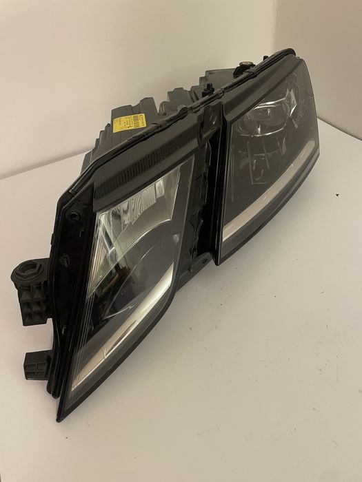 Skoda Octavia III lift  / lampa lewa przednia przód Full Led