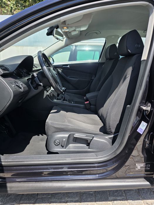 VW Passat 2.0 TDI Confortline Nacional
