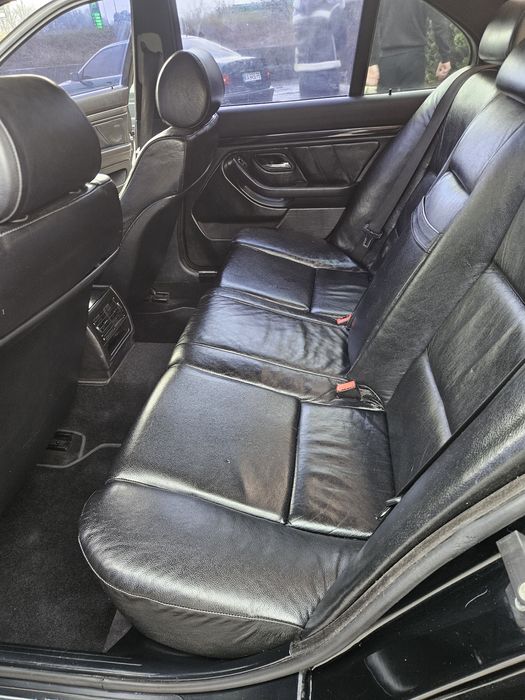 BMW E39 2.0 газ/бензин Акпп