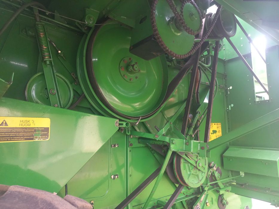 Комбайн John deere 1052