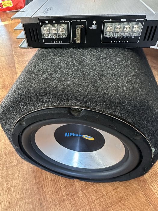 Sprzedaję subwoofer ze wzmacniaczem