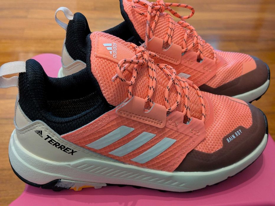 Sapatilhas adidas criança tamanho 32