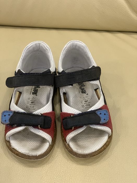 Босоніжки  шкіряні для хлопчика.