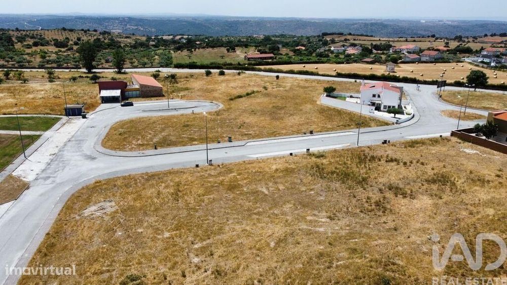 Terreno em Almeida de 550,00 m2