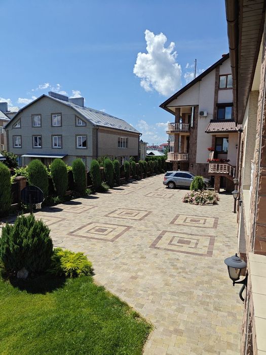 Продаж елітного будинку