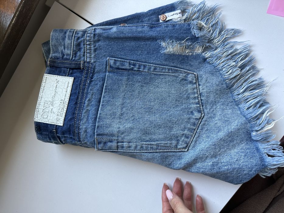 Spodneki shorty one teaspoon jeansy nowe