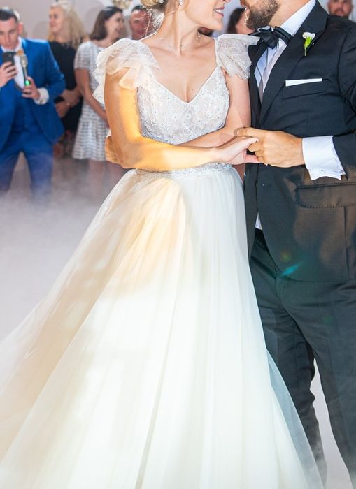 Suknia ślubna, rękawy a'la hiszpanka. Rozmiar S + welon GRATIS!