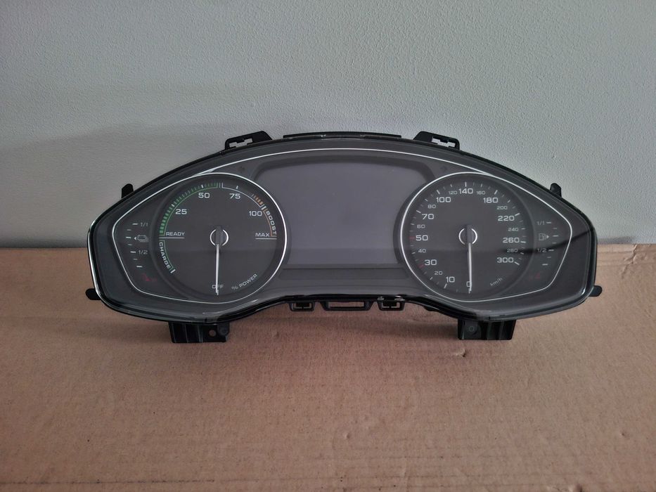 Licznik Zegary Wyświetlacz Audi Q5 FY Oryginał EUROPA