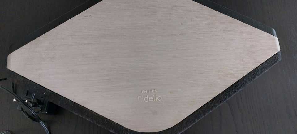 coluna Fidelio Philips A3