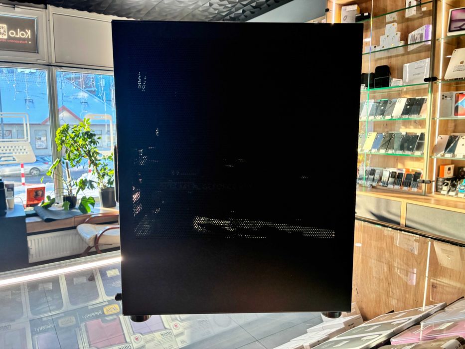 Komputer stacjonarny gamingowy