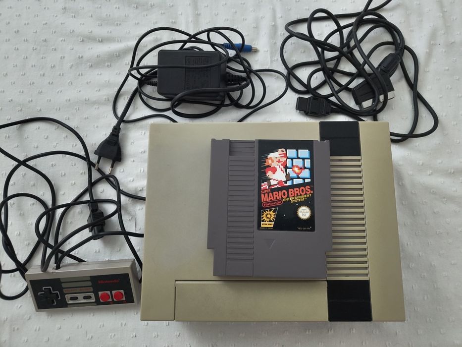 Consola Nintendo Entertainment System (NES) Versão Mattel com caixa