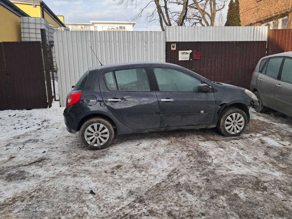 2006 Renault Clio III 1.2 16V D4F740 75 KM Silnik Skrzynia części