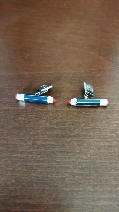 Botões de Punho  -  Purificacion Garcia