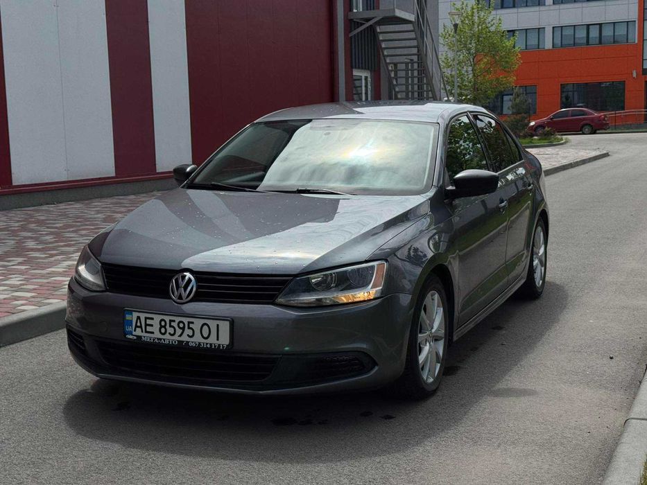 Volkswagen Jetta 2014р 2,0Бензин! Автомат! Обмін! Розстрочка!