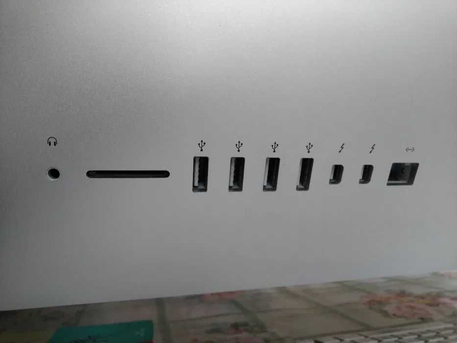 iMac 27cali    INTEL i7 3,5ghz, SSD+HDD 1,12TB, 32GB, VRAM4GB