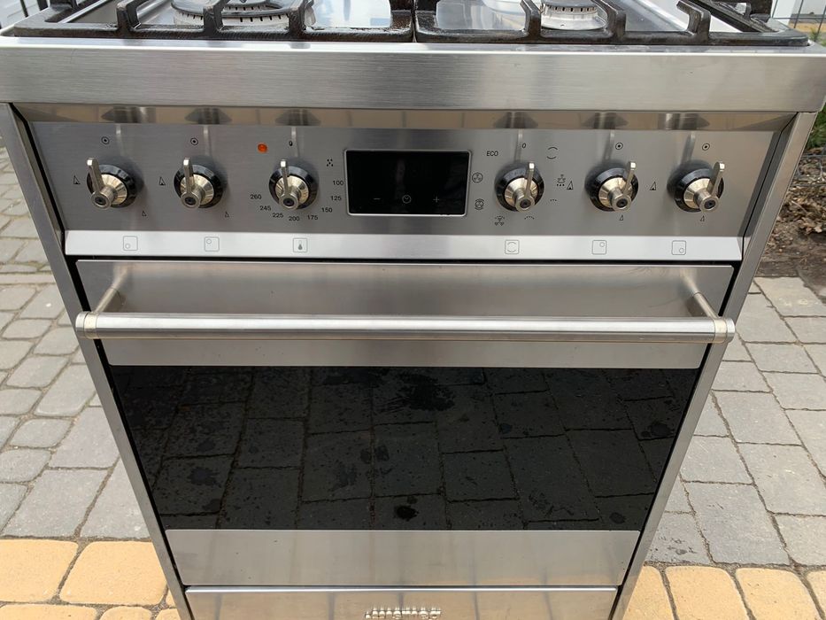 Kuchnia gazowo elektryczna SMEG C6GMXD9 INOX Termoobieg Grill