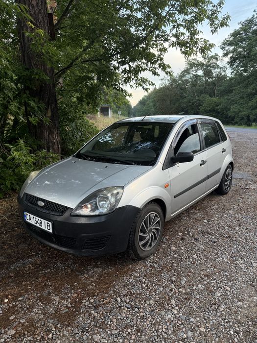 Продам Ford Fiesta  Робот 4 ГБО