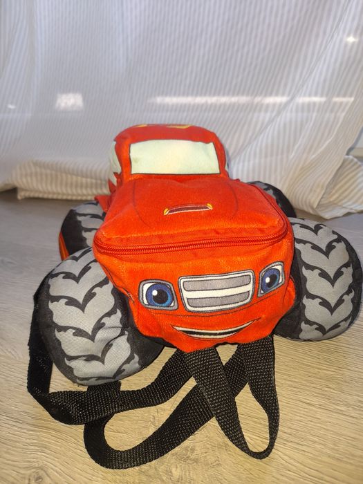 Mochilas Blaze e as Monster Machines