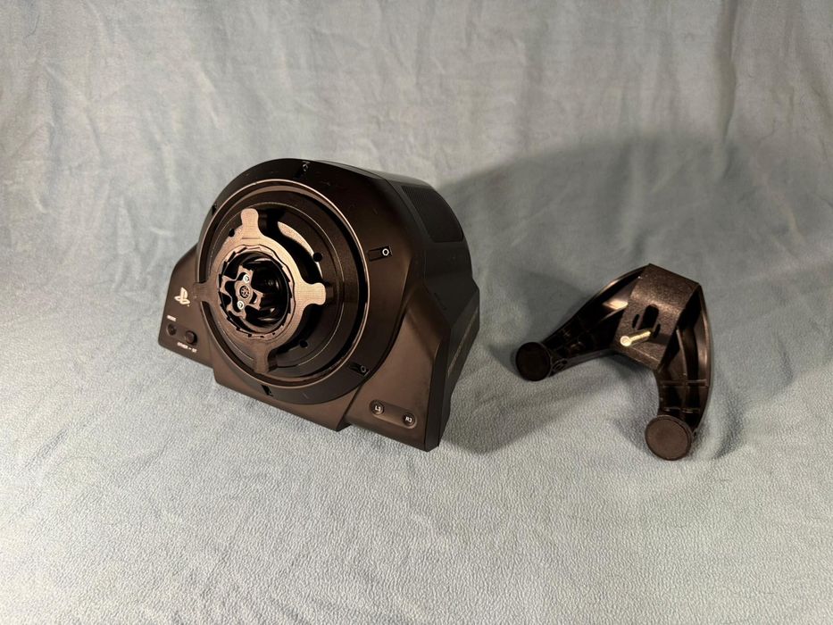 Thrustmaster T-GT + Gran Turismo 7