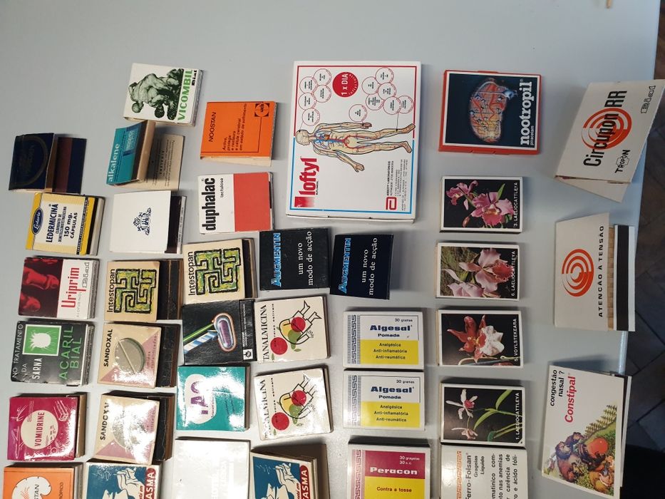 Caixas e carteiras de fósforos