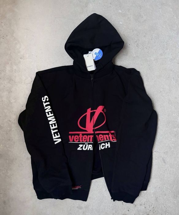 Vetements SS18 Zurich Reversible Zipper Hoodie