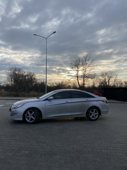Продам Hyndai Sonata Hybrid 2014 Р