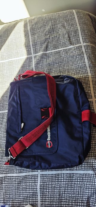 Mala tiracolo reversível