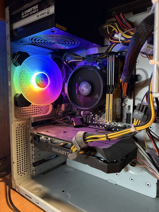 Компьютер в идеальном рабочем состояние