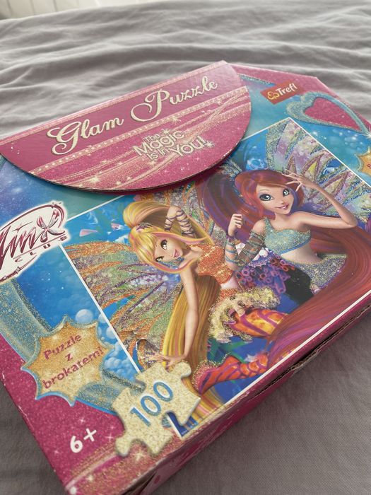 Puzzle z lekkim brokatem 6+ Winx