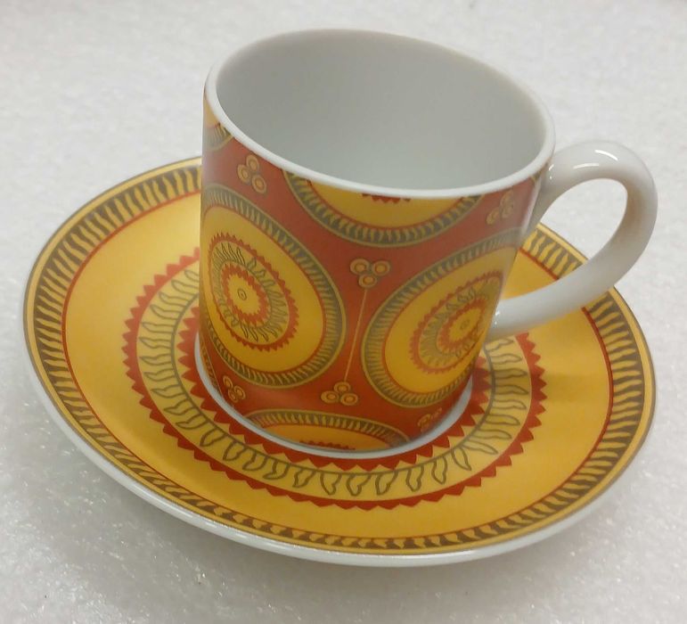 6 Chávenas de Café Vista Alegre / Fundação Calouste Gulbenkian NOVAS — a Arte Iznik têxtil transposta para porcelana!