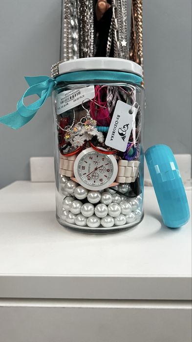 Biżuteria Swarovski, By Dziubeka, okulary przeciwsłoneczne Fielmann